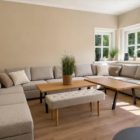 Vila Spacious With A Great Location Near The Toboggan Run *